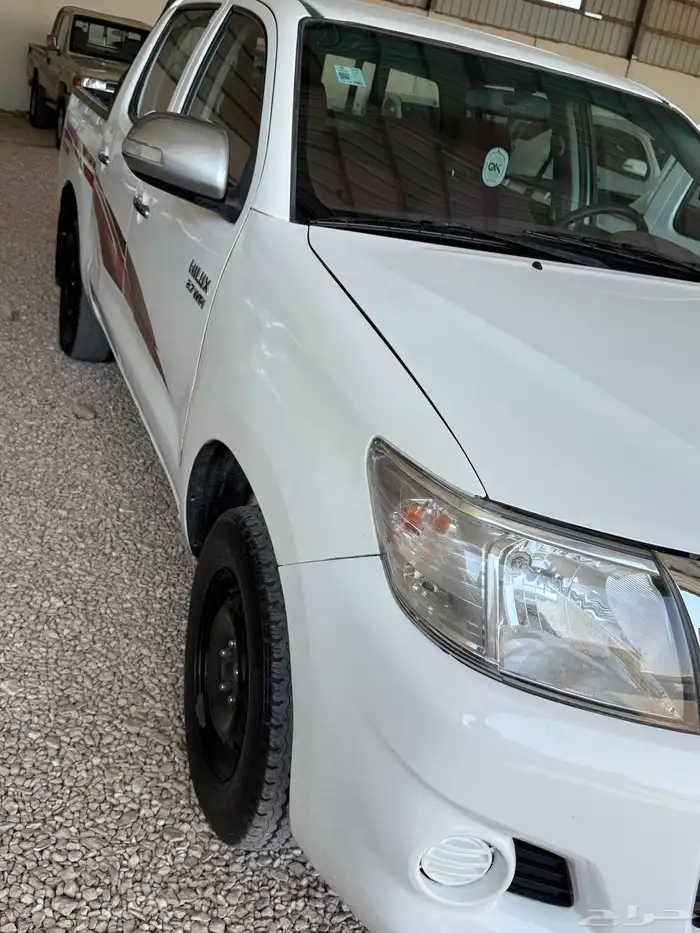 للبيع تويوتا 2012 ماشي 660 الف 0