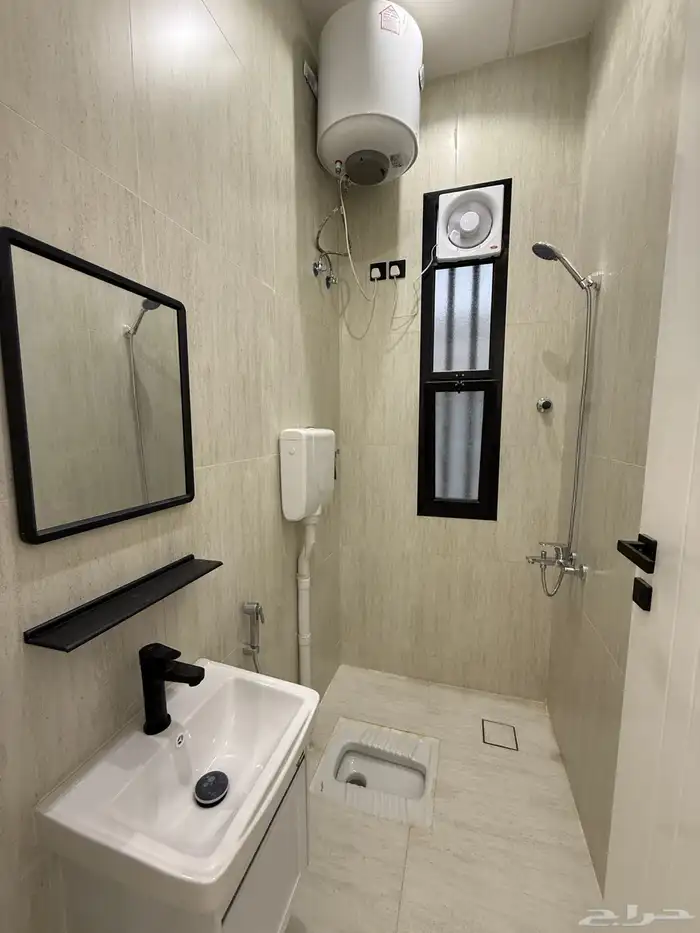 للبيع ارواف علويه وشقق ارضيه تشطيب VIP ف احد رفيده 19