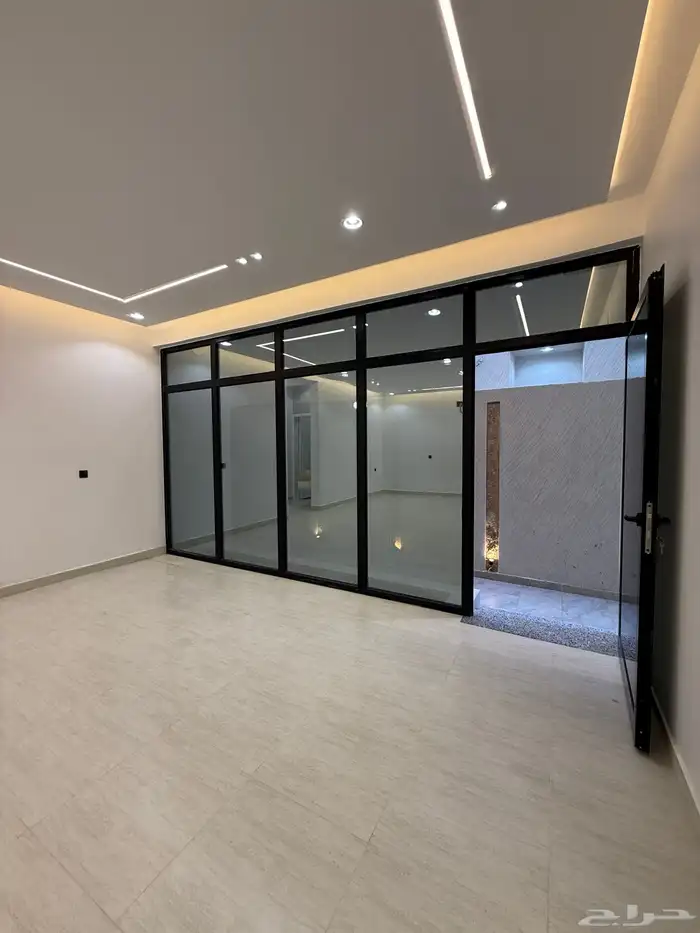 للبيع ارواف علويه وشقق ارضيه تشطيب VIP ف احد رفيده 9