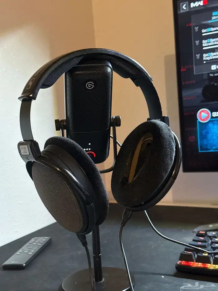 سماعه احترافية HD58x وكرت صوت ساوندبلاستر z ومايك احترافي 1