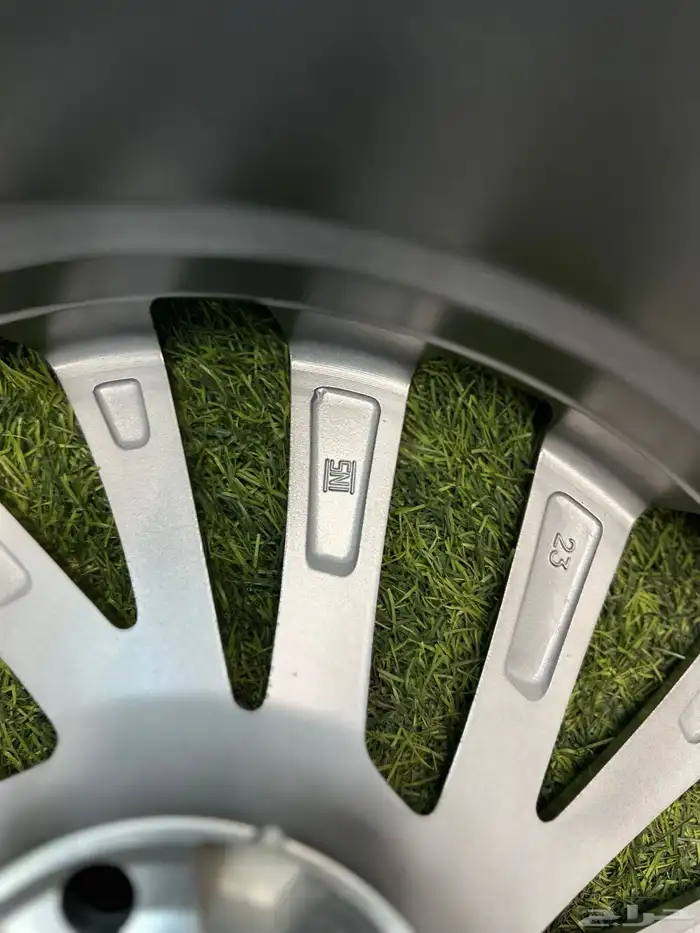 جنوط لكزس 2022 2025 ES350 مقاس 18 كوبيه ختم لكزس 4