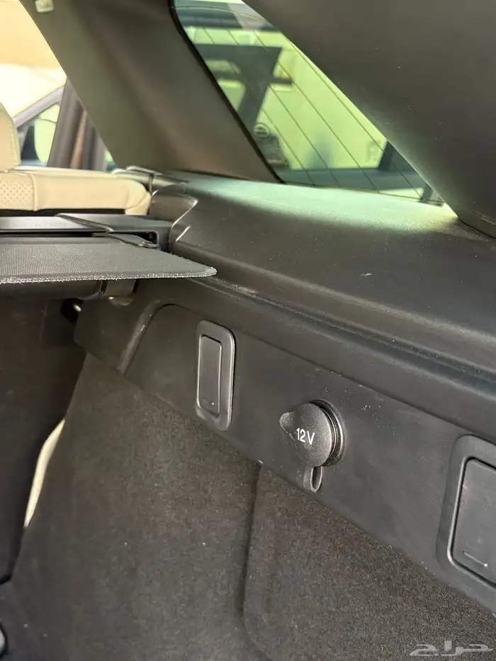 رنج روفر فيلار بني داخلي اوف وايت 8