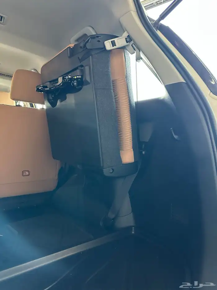 فورتشنر VX بنزين V6 العداد ( 7954 كيلو فقط ) موديل 2021 31