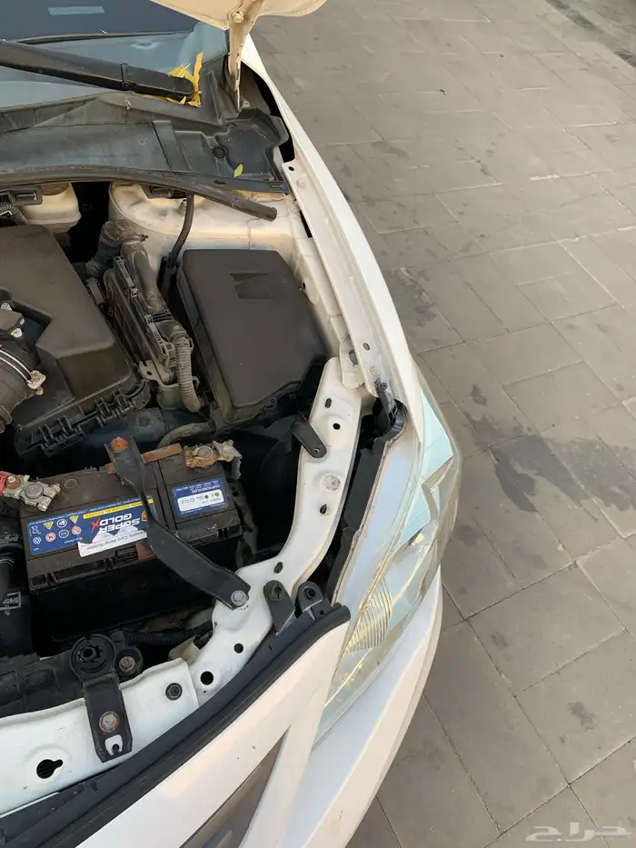 للبيع كورولا 2013 14