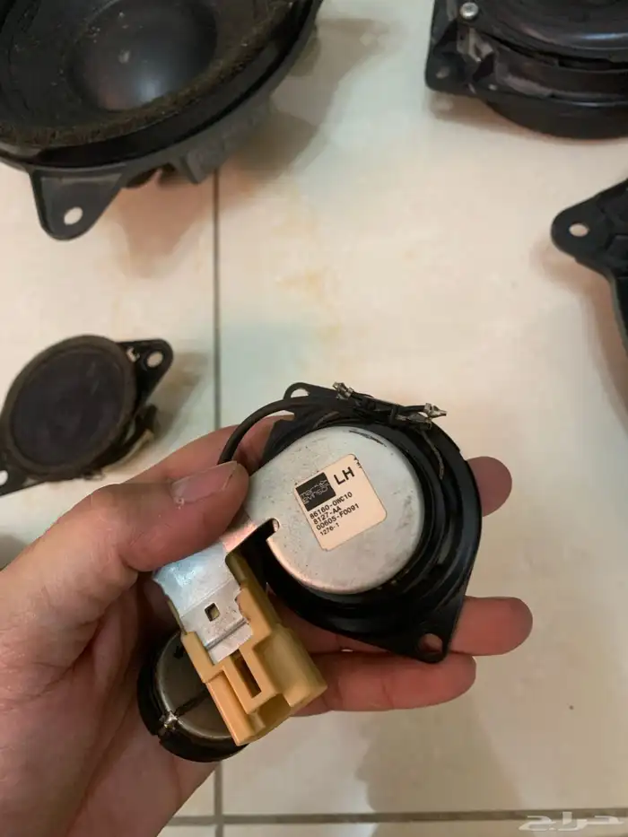 طقم سماعات لكزس جي اس 1