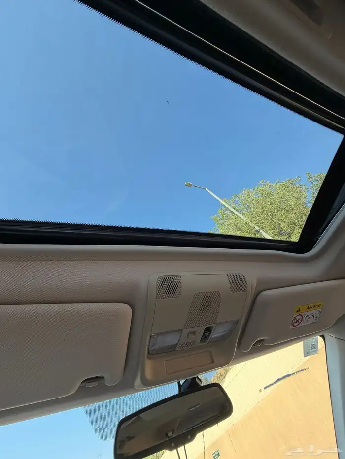 سيارة متسوبيشي اوتلاندر 27