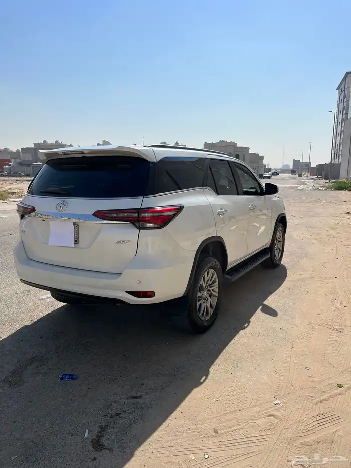 للبيع تيوتا فورشنر ديزل 2023 المكينة الكبيرة 2800 1