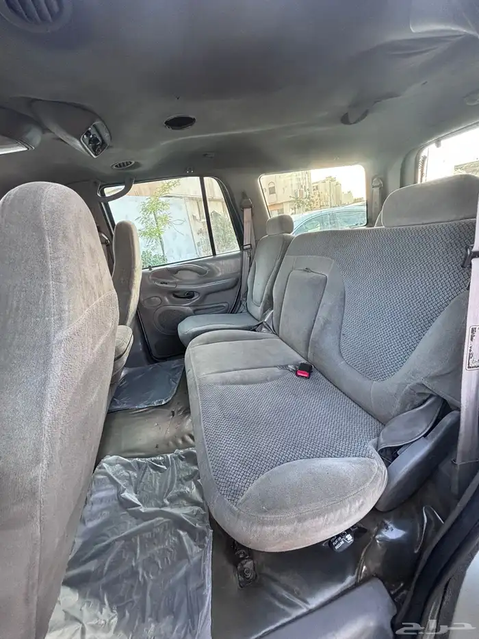 فورد اكسبديشن 2001 6