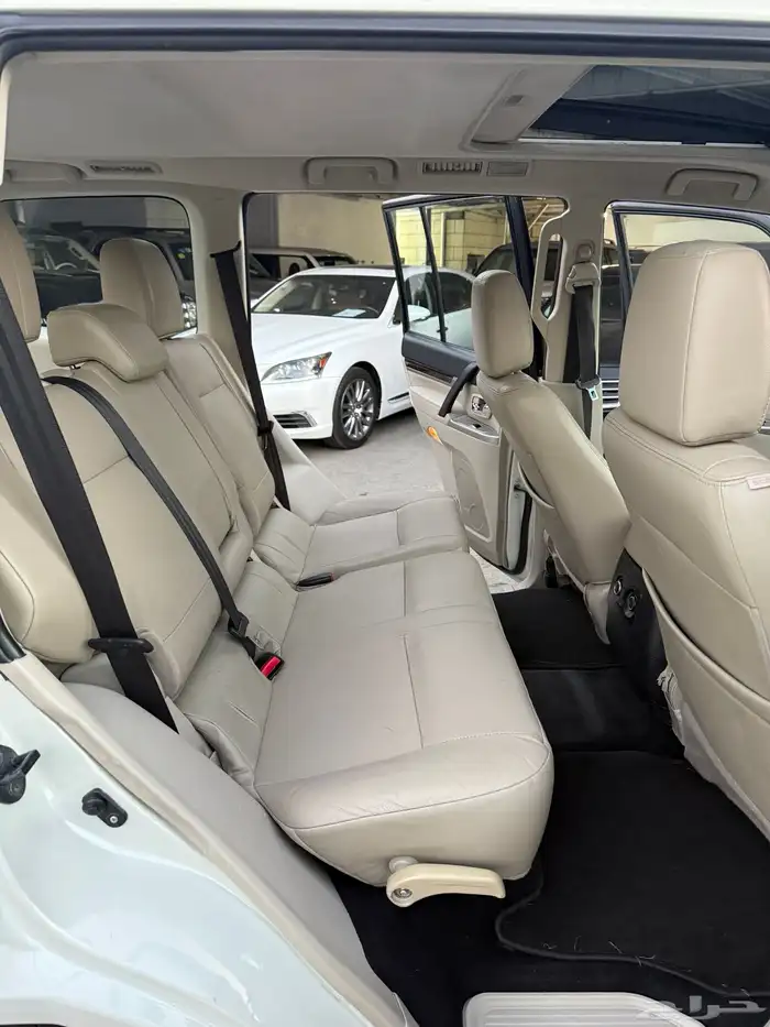 باجيرو 2016 فل كامل محرك 3.8 17