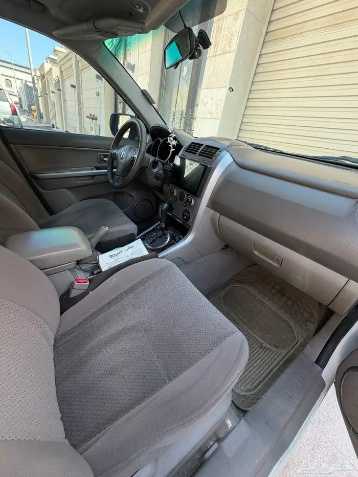 سوزوكي قراند فيتارا 2009 11