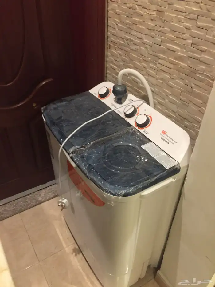 شقة مفروشة الروضة غرفة وصالة شهري 4