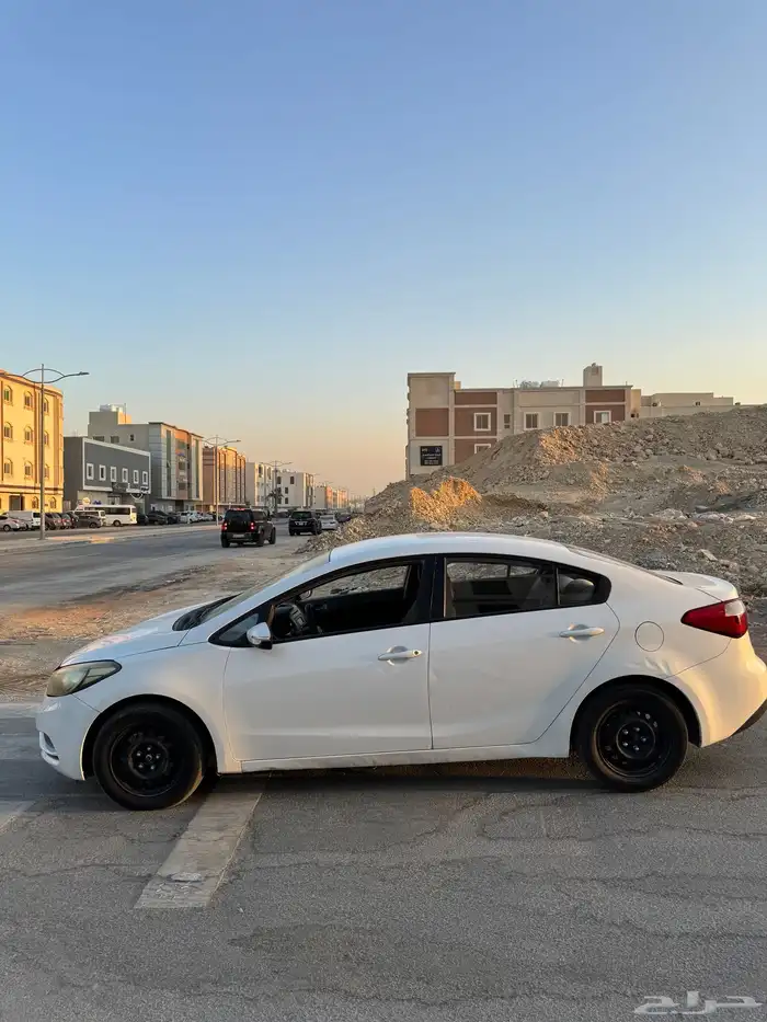 كيا سيراتو 2014 للبيع 6