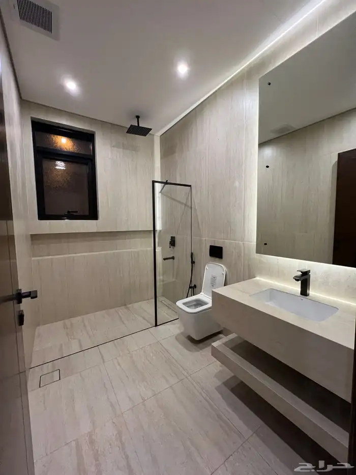 للبيع شقق فاخرة للغاية وجديدة بمخطط الملك فهد 16