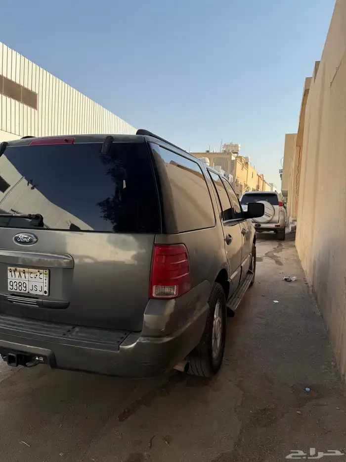 للبيع  سيارة أكسبدشن 2005 10