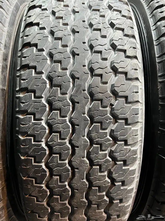 جنوط   رفرف مع كفرات دنلوب مقاس 275 70 16 تاريخ 21 47