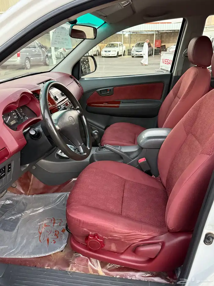 للبيع تويوتا هايلوكس 2012 فل كامل اتوماتيك 13