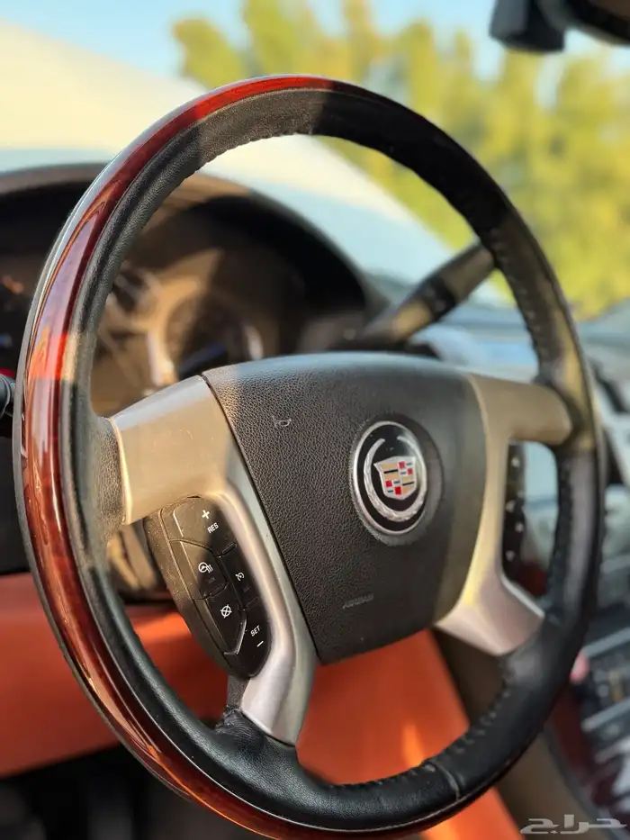 كاديلاك- اسكاليد 5