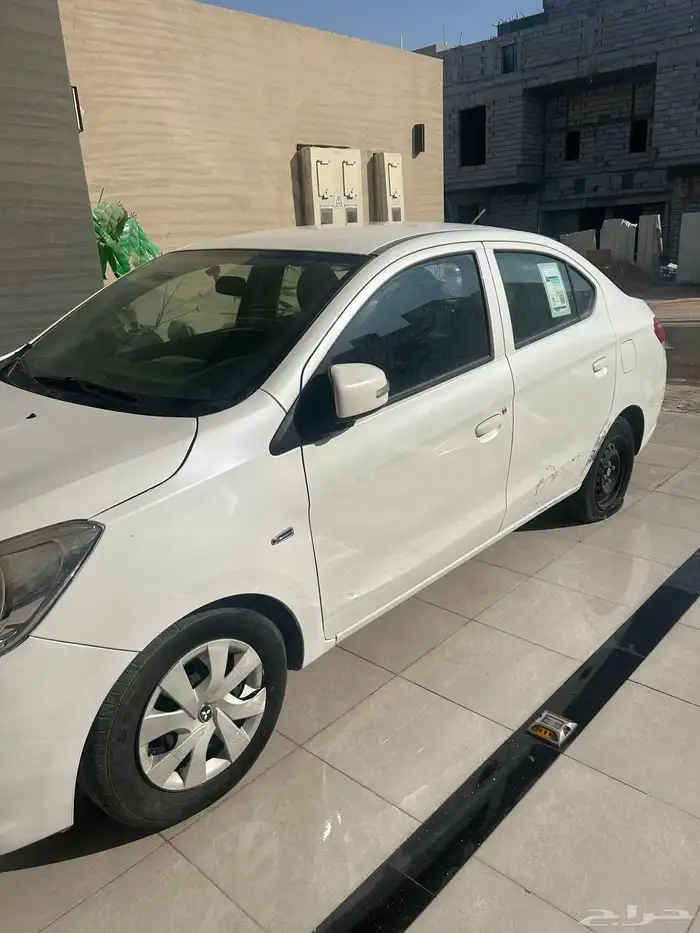 سيارة ميتسوبيشي اتراج 4