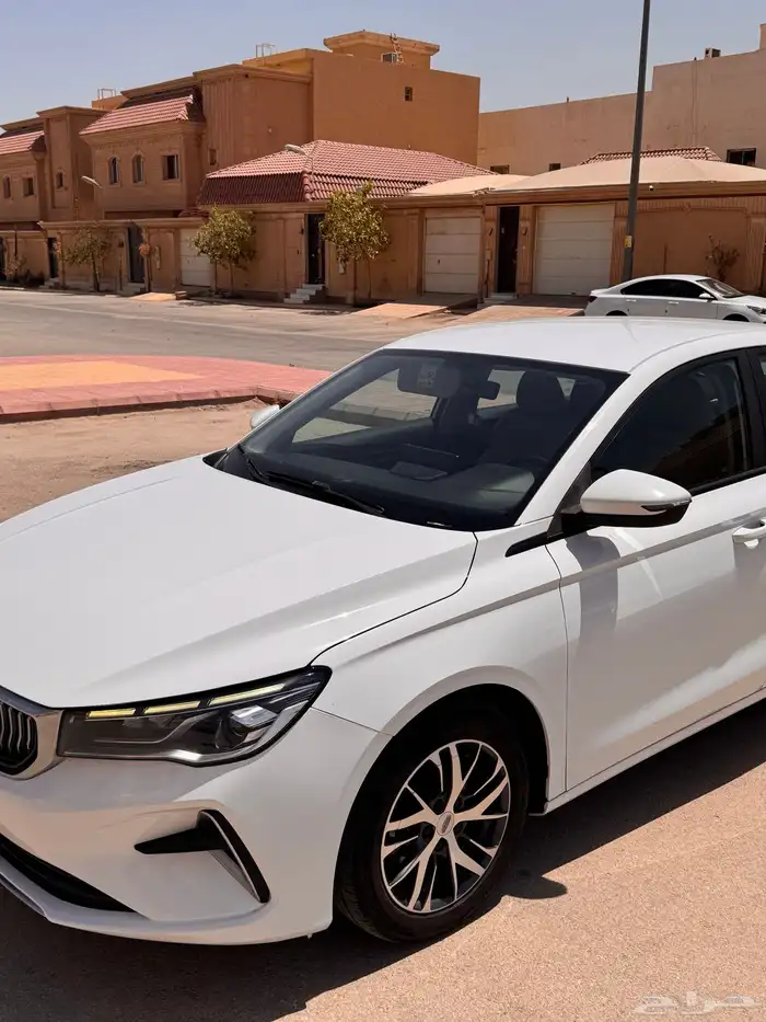 جيلي ام جراند 2023 6