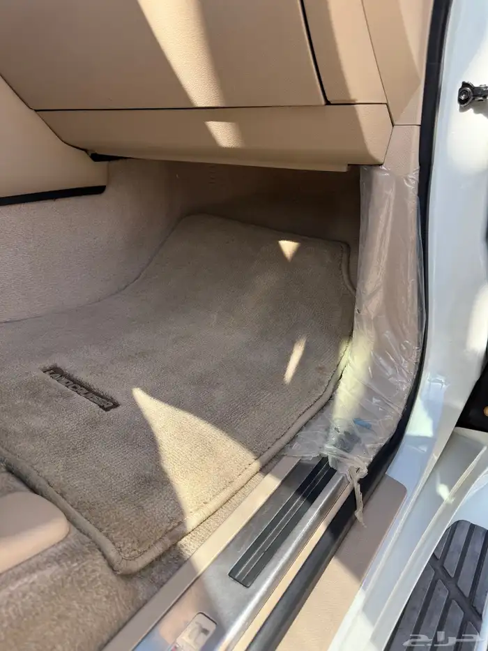 لاندكروزر GXR3 V8 ستيني ( نظيف ) 22