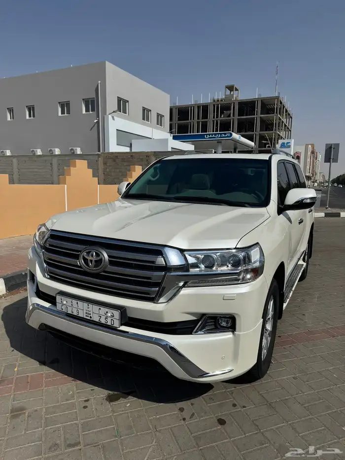 الاندكروزر2018 0