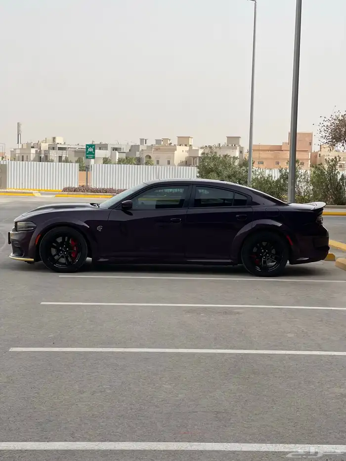 تشارجر هيلكات 2022 وارد بترومين ممشى قليل لون نادر hellcat 5