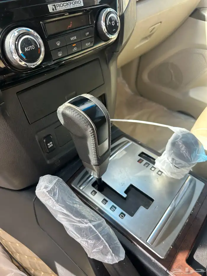 للبيع جيب بيجيرو موديل 2016 11