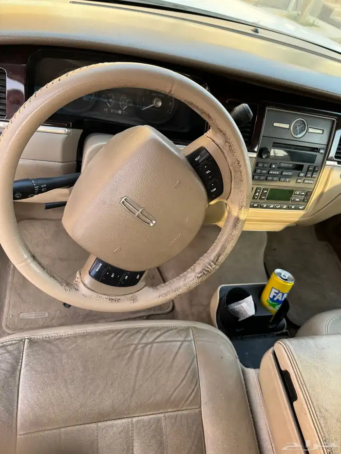 لنكن تاون كار 2010 lincoln town car 2010 5