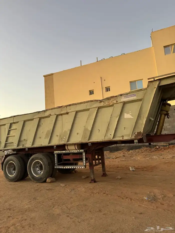 للبيع صندوق قلاب 2