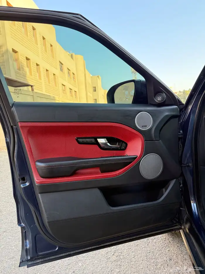 رنج روفر ايفوك 2012 فل كامل مخزن بودي بلد نظيفة جدا 32