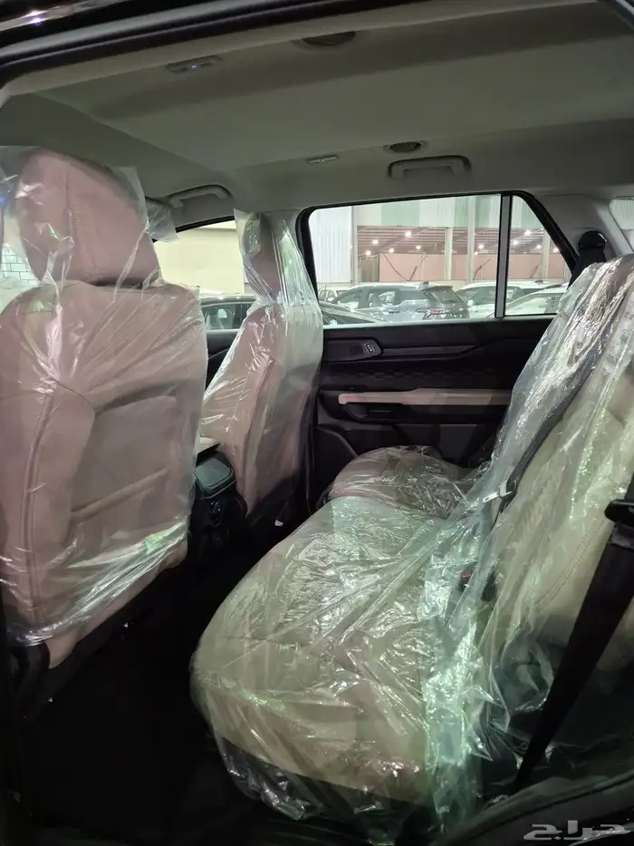 فورد ايفرست ليميتد و XLS بنزين . جديد . 2025 13