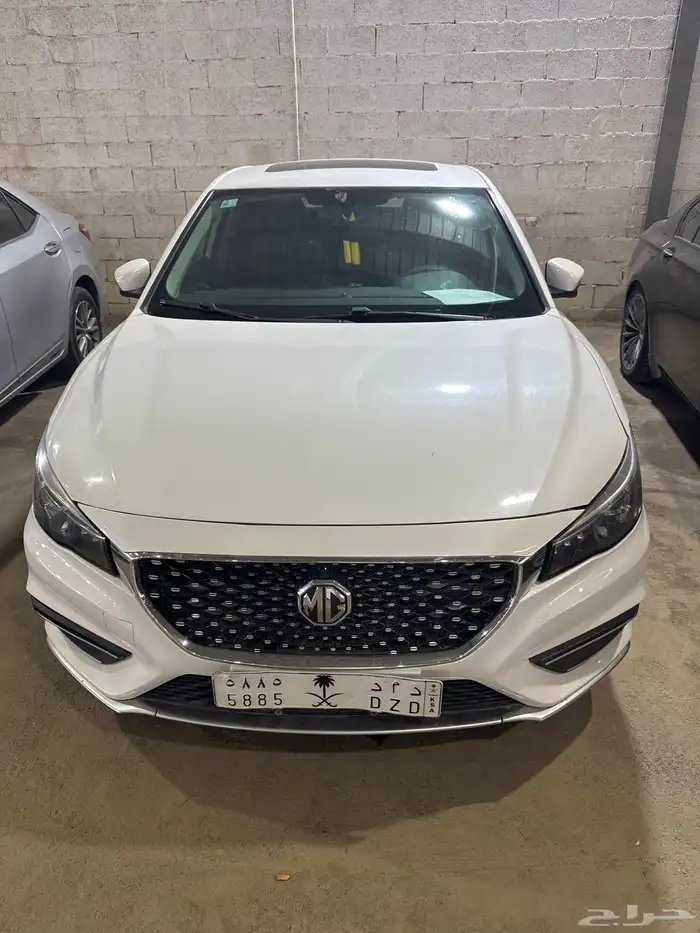 ام جي ومجموعة سيارات للبيع 3