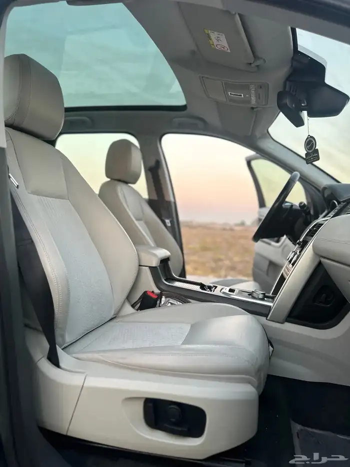 لاند روفر ديسكفري 2016 15