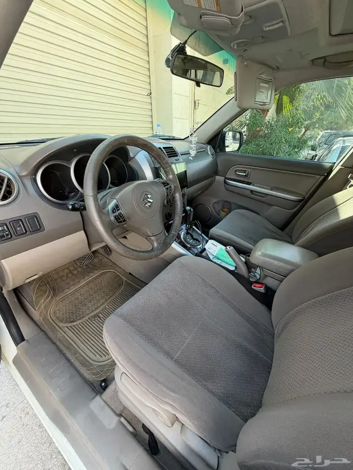 سوزوكي قراند فيتارا 2009 9