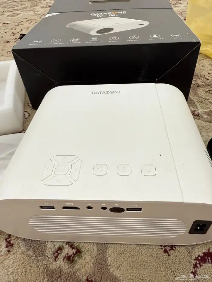 بروجكتر datazone 4K 31