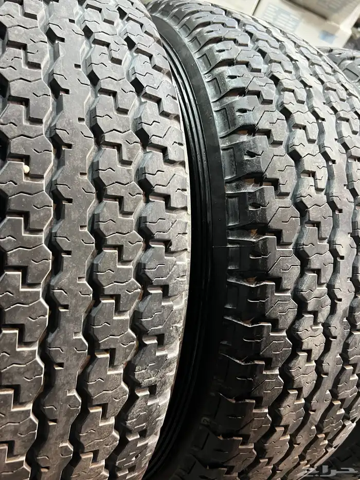 جنوط   رفرف مع كفرات دنلوب مقاس 275 70 16 تاريخ 21 40