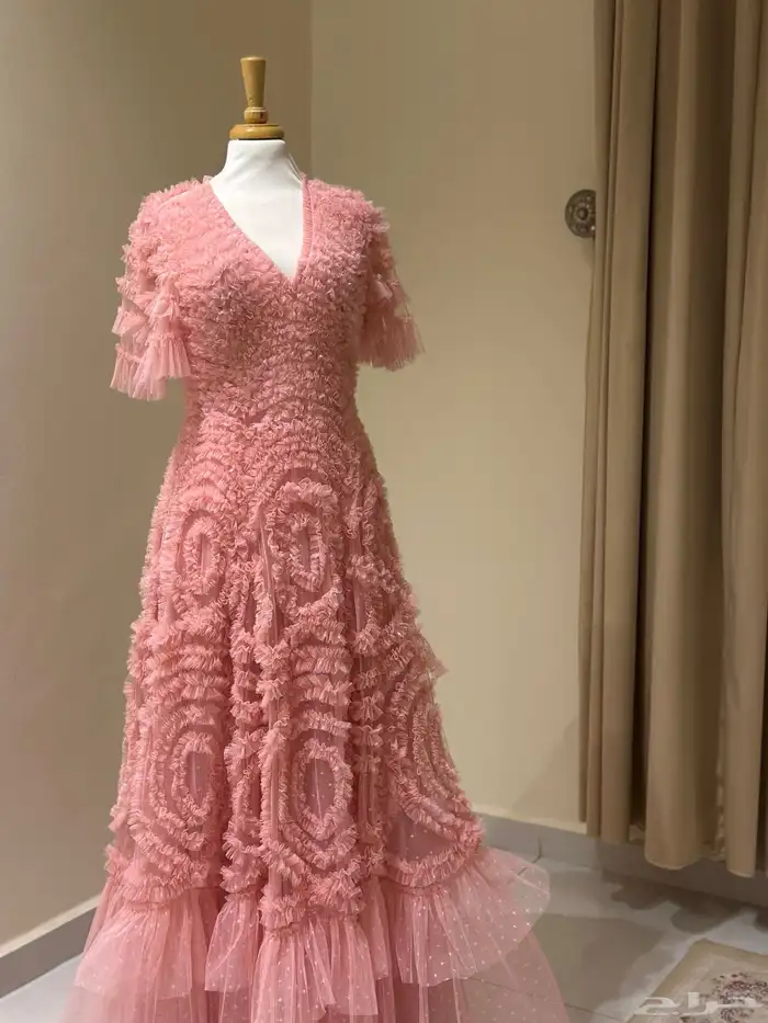 فساتين مستلزمات شخصيه أزياء نسائية 2