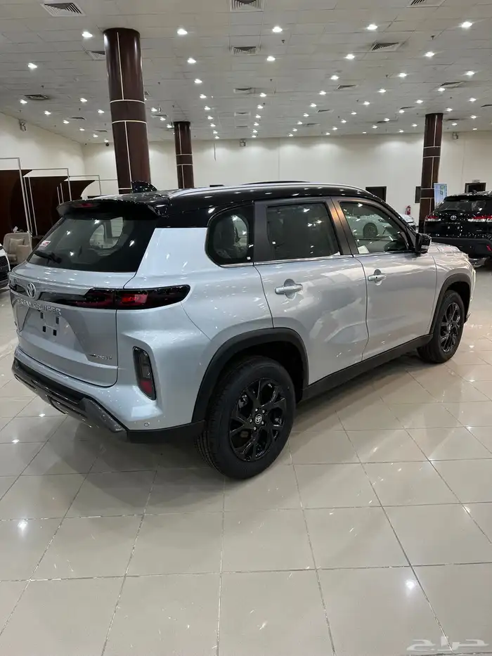 تويوتا اوربان 2026 اصفار تقسيط عن طريق البنوك وكاش 8