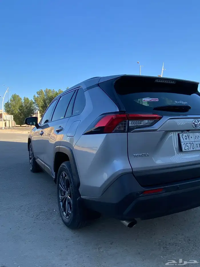 تم البيع الله يبارك للبايع والمشتري 28