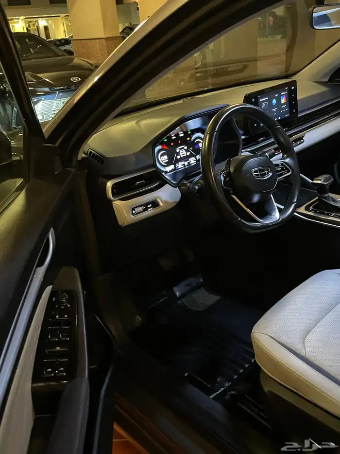 جيلي امجراند 7 موديل 2023 فل كامل 33الف 17