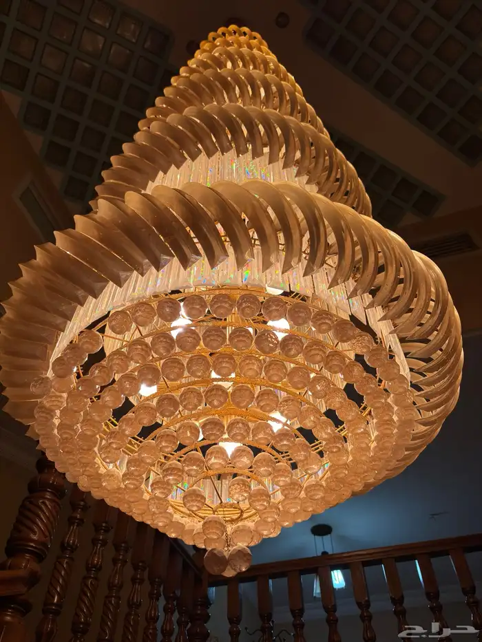 ثريا ملكيه فاخره من النوادر 0