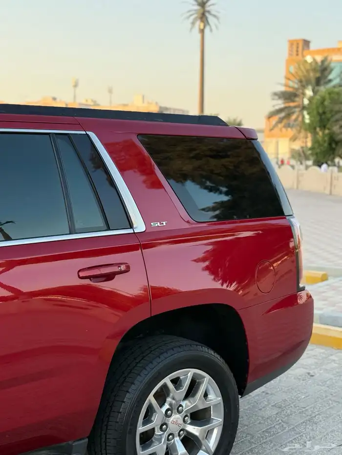 للبيع يوكن فل كامل 2015 بدون دبل SLT 2