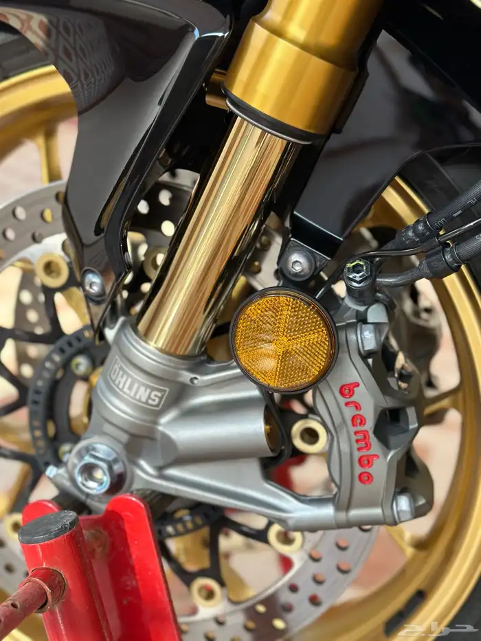 HONDA CBR 1000 RR-R 2023 37