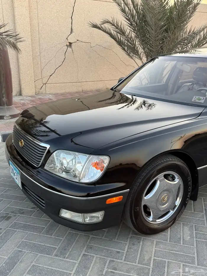 للبيع لكزس مديل 99 18