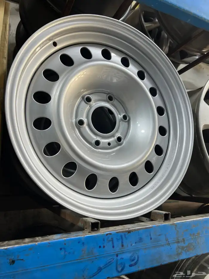 جنوط هلل نيسان بلاتنيوم مقاس 18 مستعمل اصلي وكاله 3