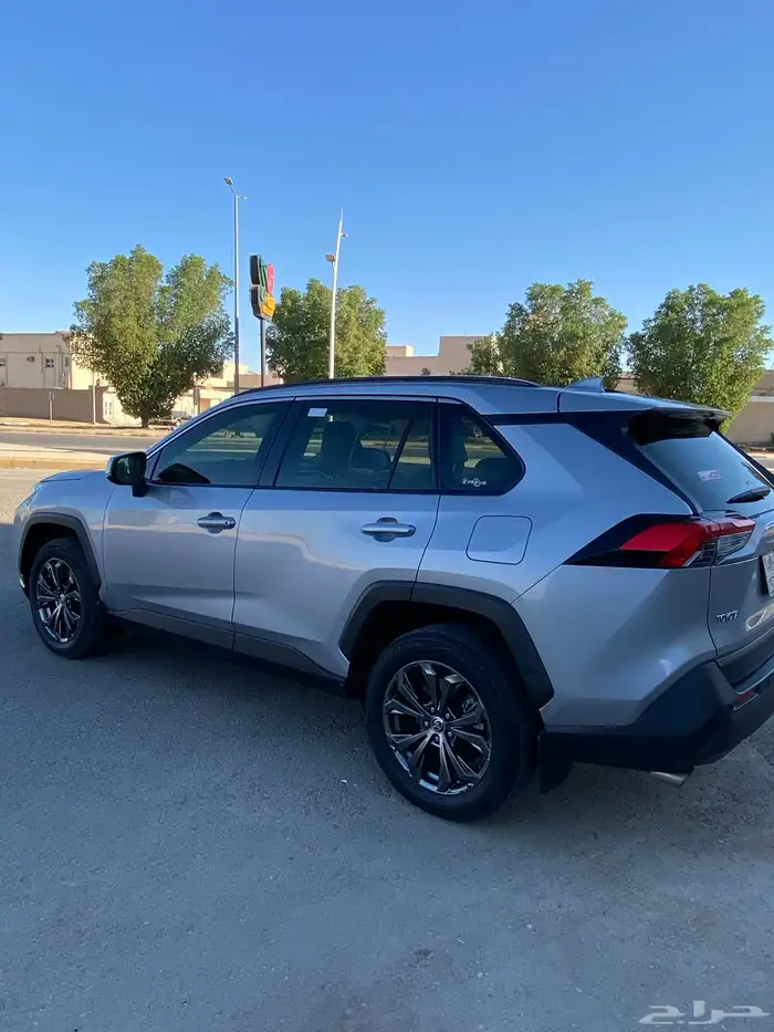 تم البيع الله يبارك للبايع والمشتري 30