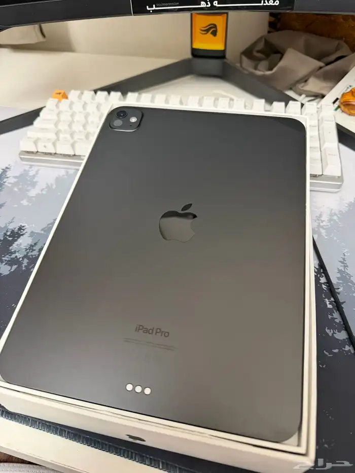 ايباد M4 برو 11 انش 3