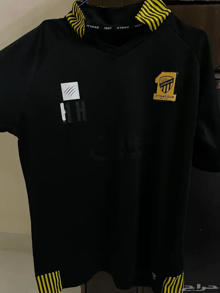 تيشرتات نادي الاتحاد السعودي و بناطيل   اكس لارج 2