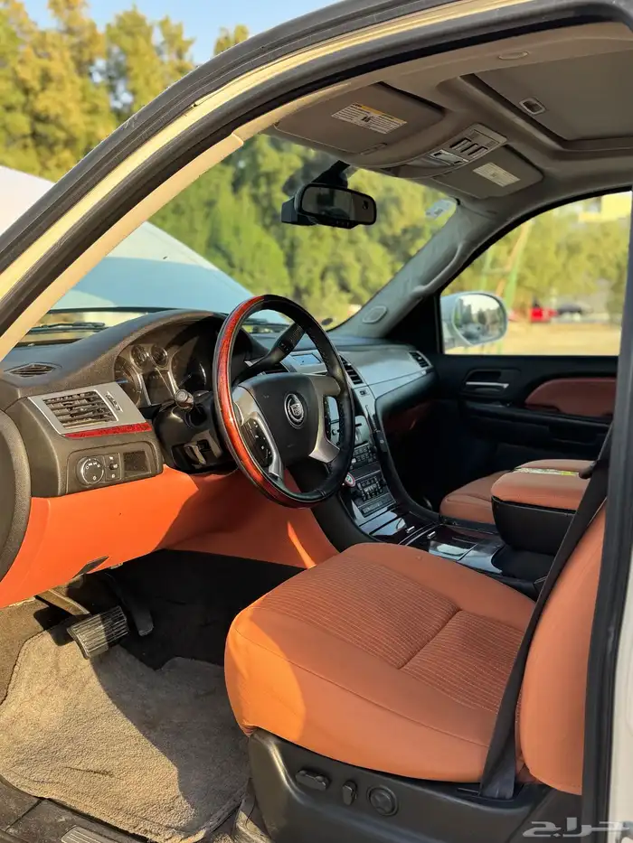 كاديلاك- اسكاليد 4