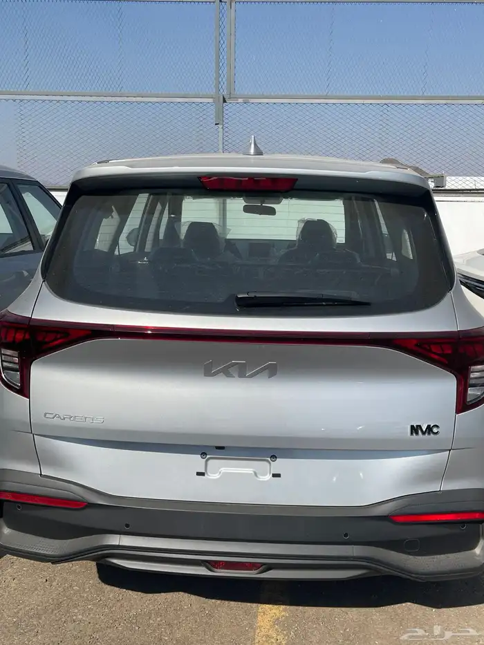 كيا كارينز عرض خاص 11